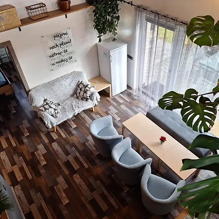 Pod Lesem Ii Rodvínov