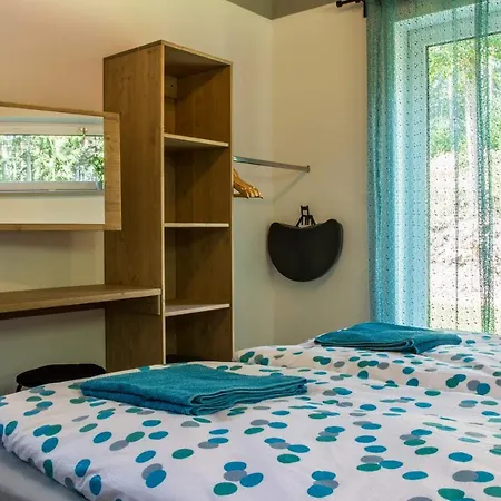 Pod Lesem Ii Apartamento